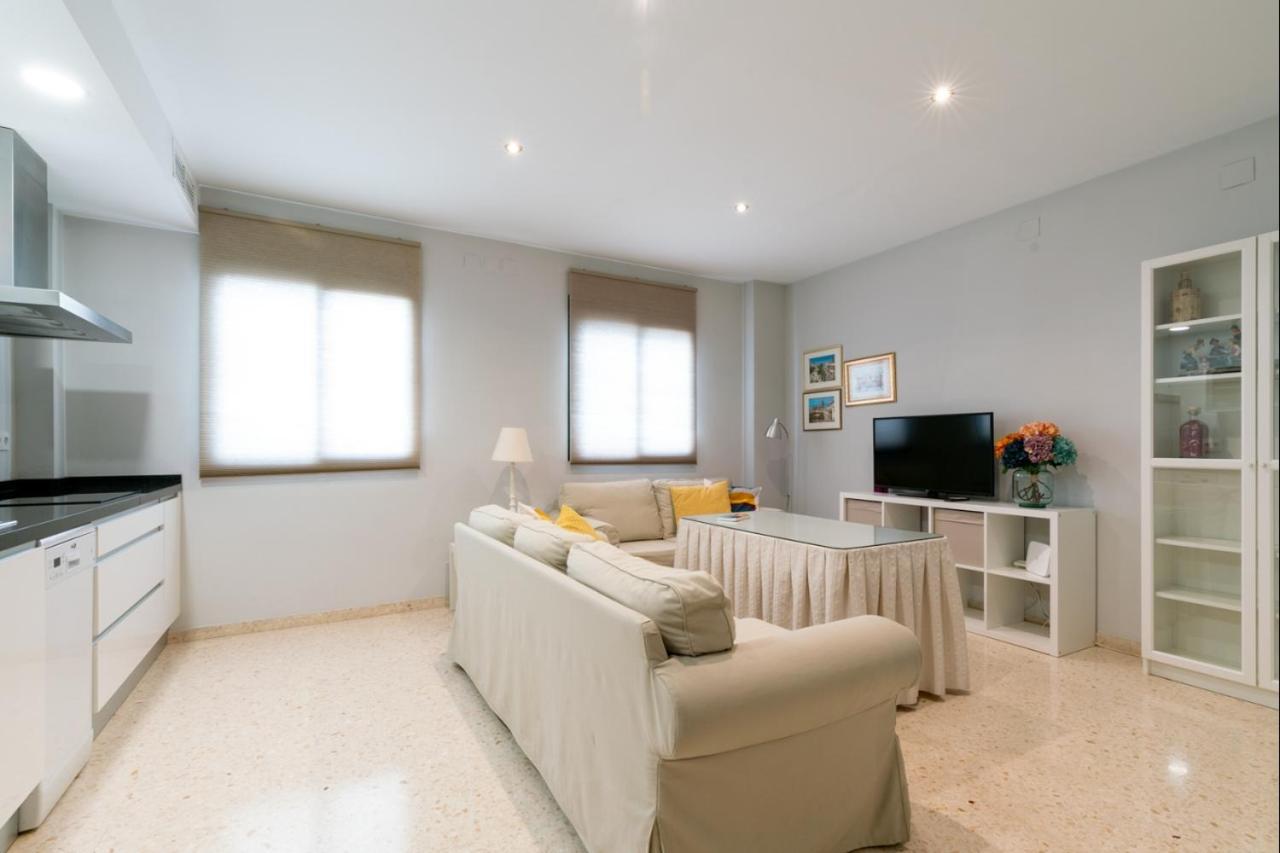 Apartament Behouse Reyes Catolicos Sewilla Zewnętrze zdjęcie