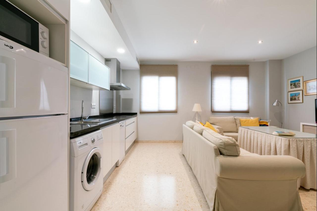 Apartament Behouse Reyes Catolicos Sewilla Zewnętrze zdjęcie